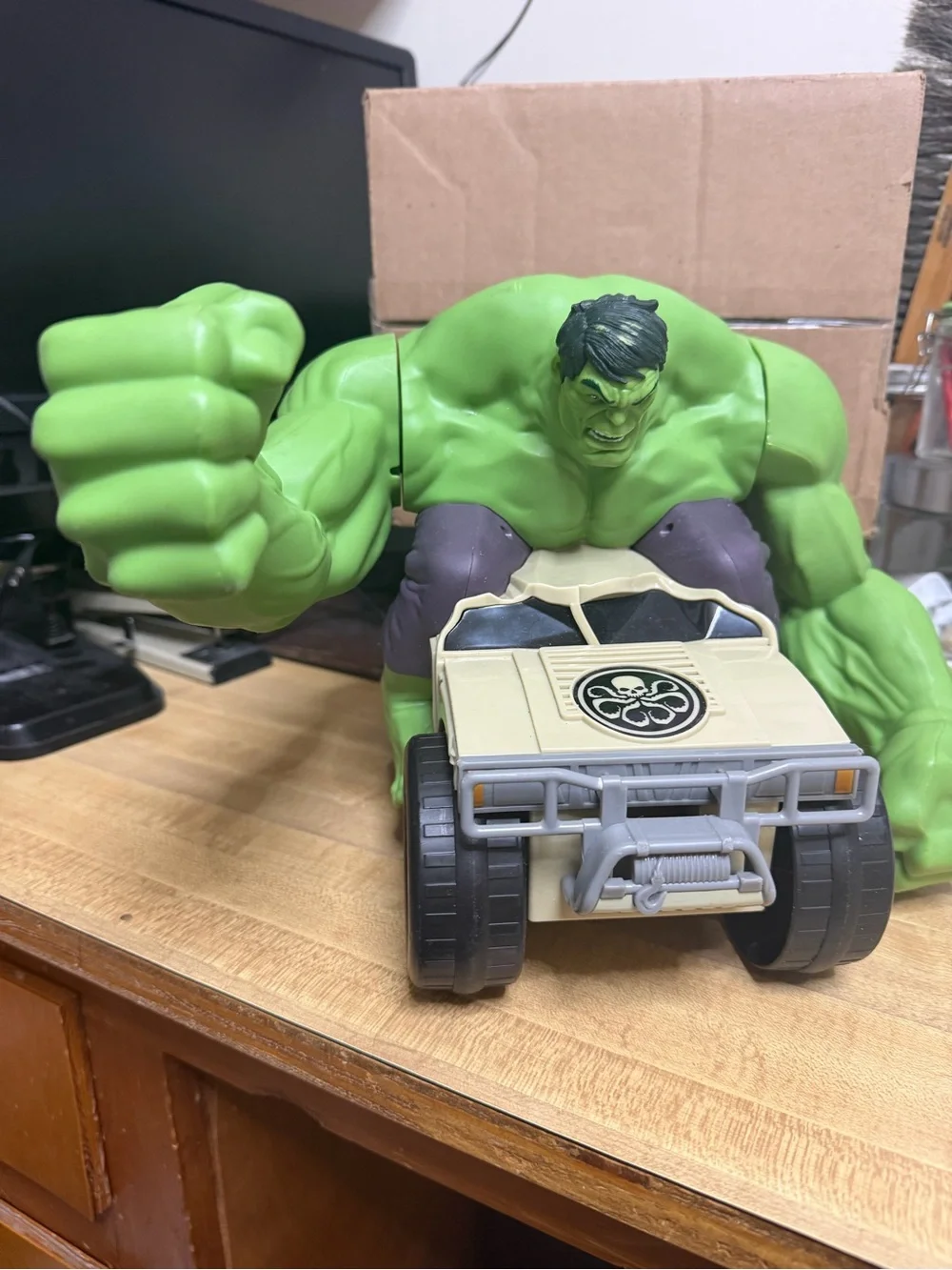 Marvel Hulk Green Action Figure with Cream and Gray Jeep